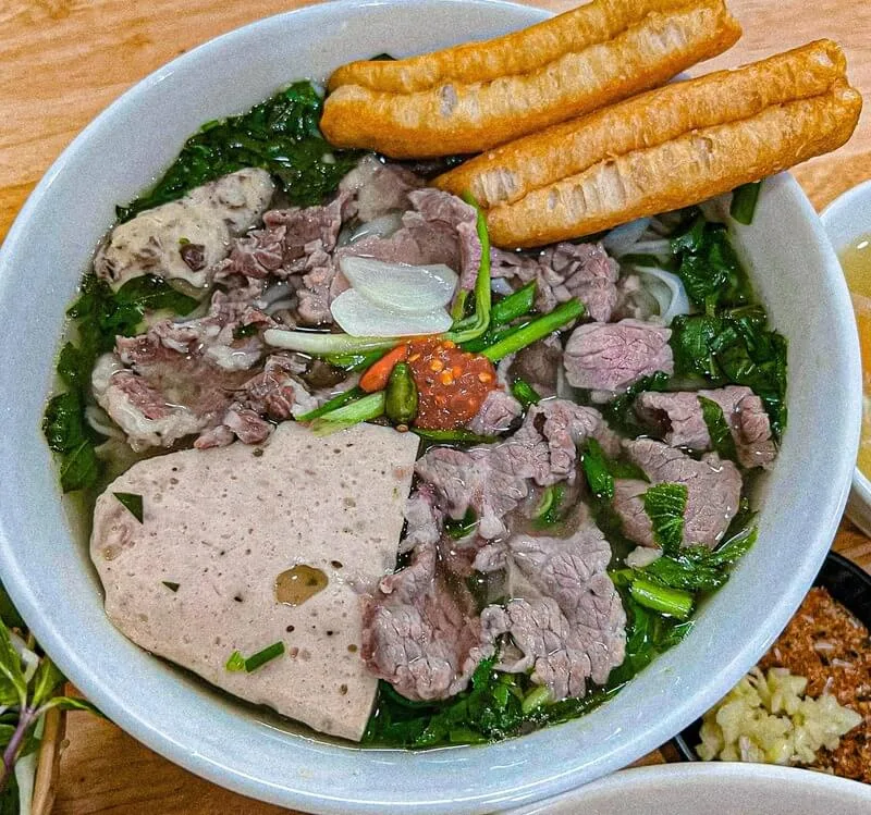 Phở Bò Tái Lăn - 176 Nguyễn Sỹ Sách