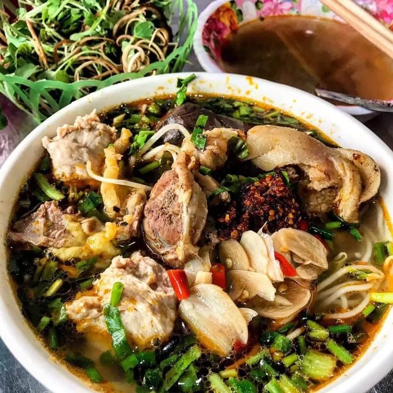 Bún Huế Anh Quỳnh: Thông tin, Menu & Khuyến mãi mới nhất