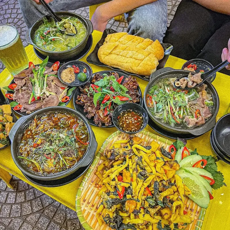 Quán Vàng - Bia Hơi & Món Nhậu - 108 Hermann Gmeiner