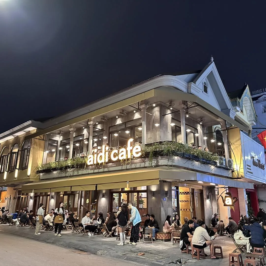 Aidi Cafe - 5 Nguyễn Văn Cừ