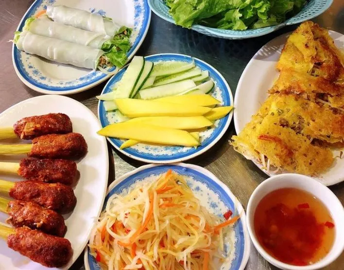 Ăn vặt Ngọc Diện - 45 Đặng Tất