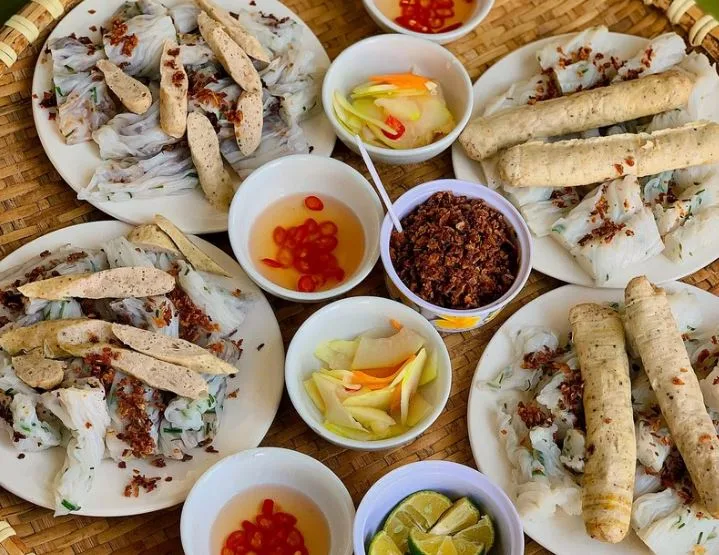 Bánh mướt Đô Lương Mự Bảy - 08 Hải Thượng Lãn Ông