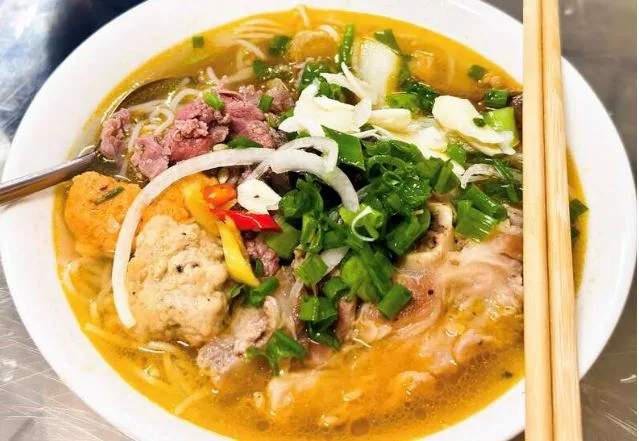 Bún bò Huế Bé Nghi - 48 Ngô Đức Kế