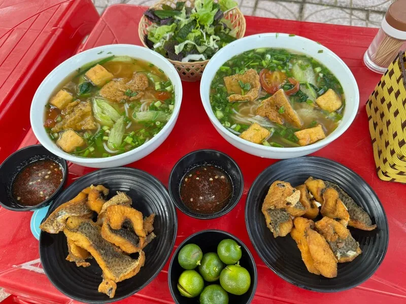 Bún cá Thương Quân - 115 Nguyễn Viết Xuân