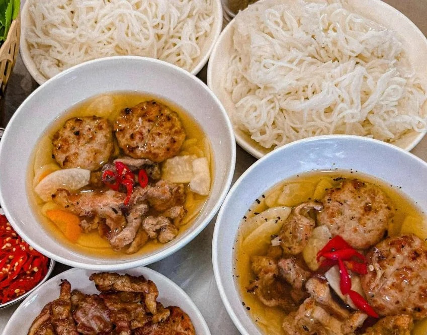 Bún chả Hà Nội Long Tuấn - 02 Võ Thị Sáu