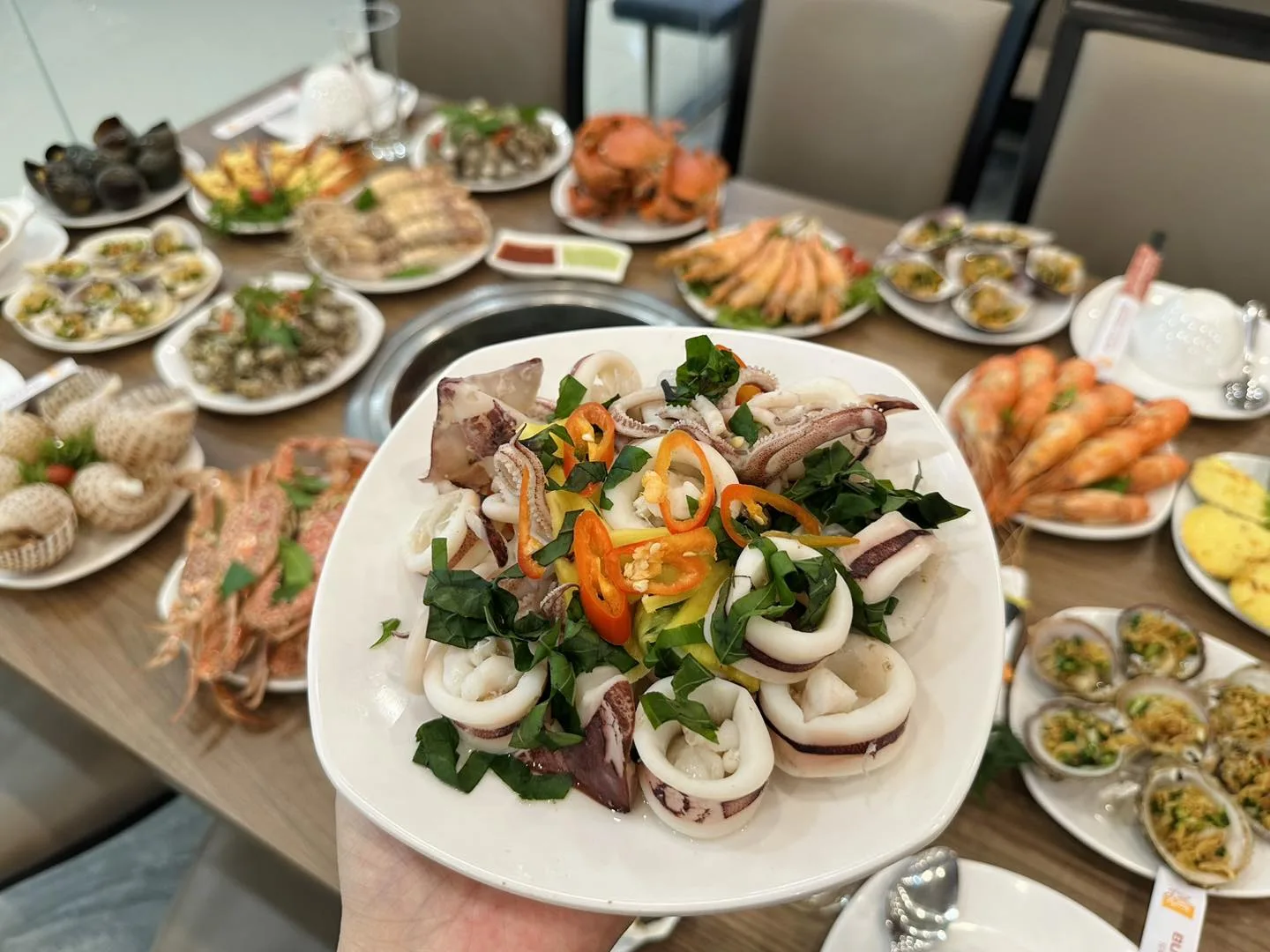 Nhà hàng Lẩu Uý - Quỳnh Thiện, Hoàng Mai