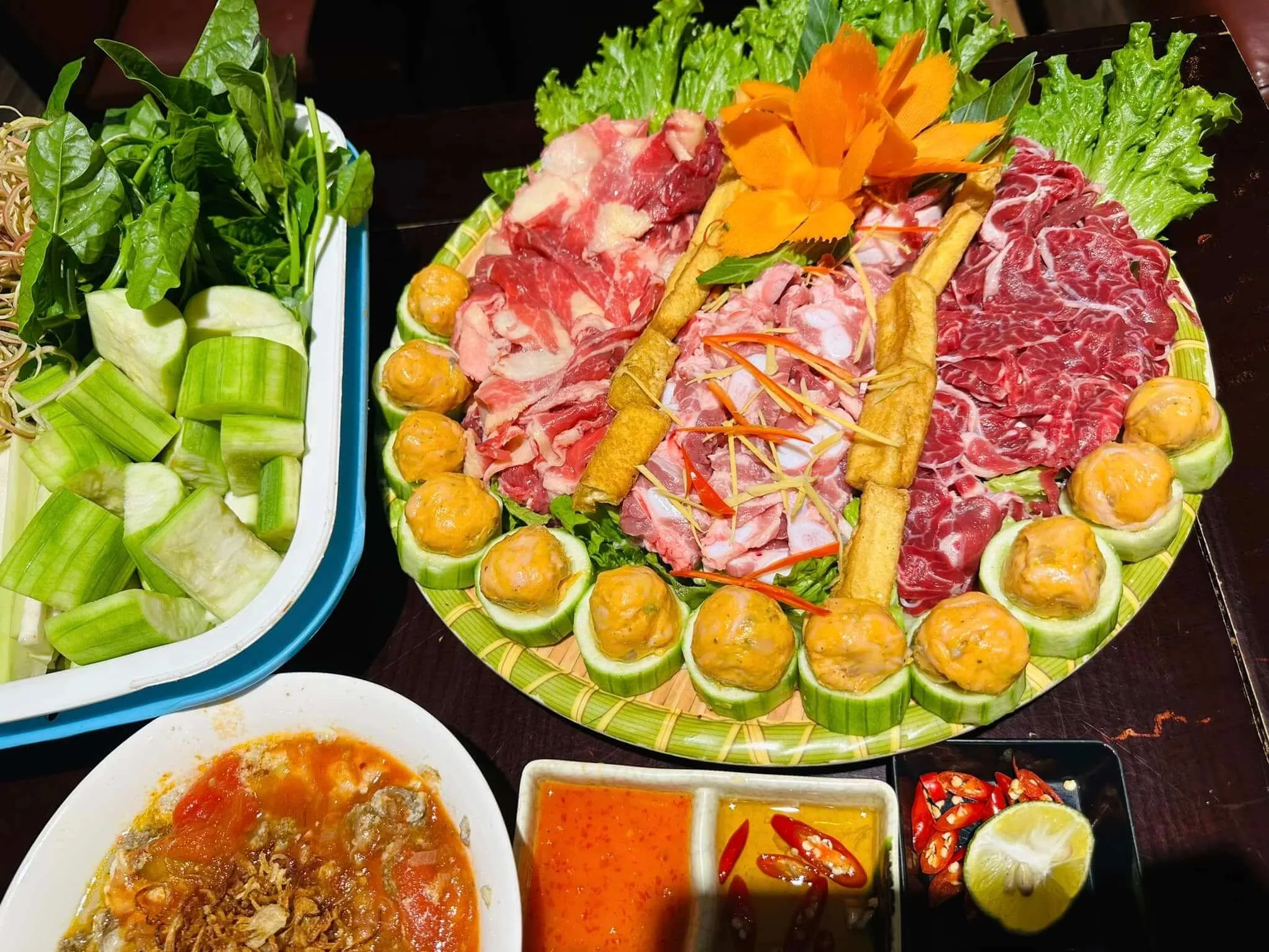 Nhà hàng Mộc - Khối Bắc Mỹ, Quỳnh Thiện, Hoàng Mai