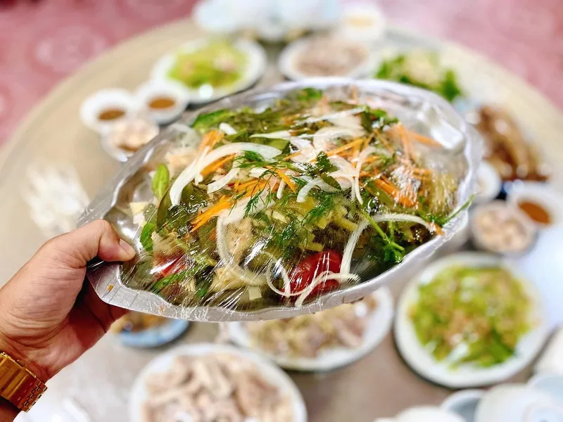 Nhà hàng Thương Mại  - 26 Ngõ 68 Nguyễn Thị Minh Khai