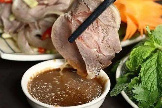 Nhà hàng Tuyết Trung - Đặc sản Nghé Thui - Xóm 6, Nam Đàn