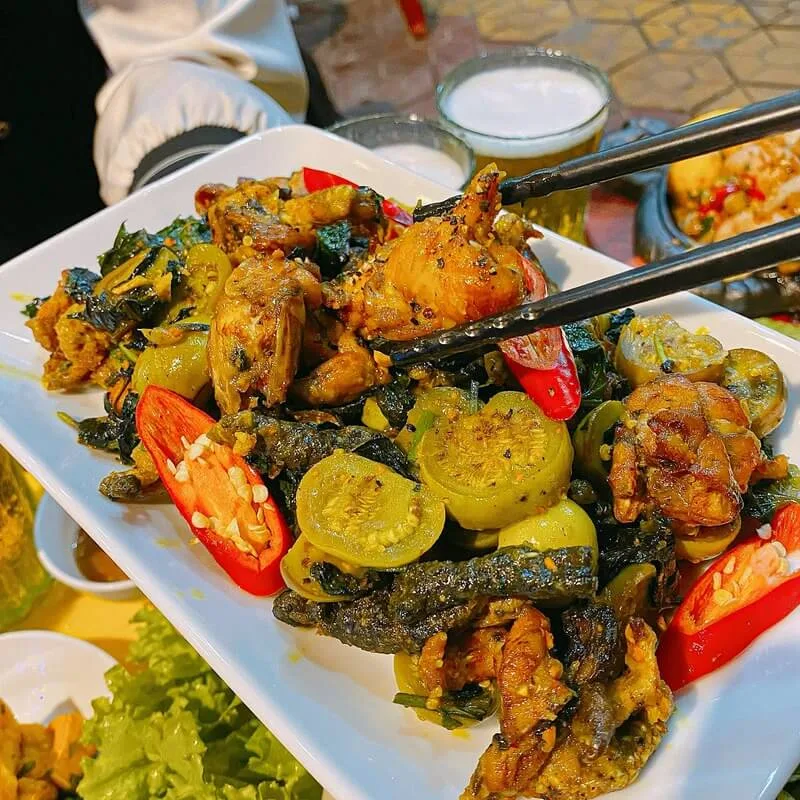 Quán Ăn Bà Lý - 203 Phan Chu Trinh