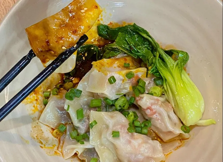 Nghị Lân Quán - Mỳ Hoành Thánh Số 1, Ngõ 33 Nguyễn Thái Học