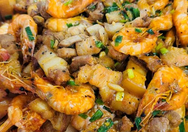 Tiệm Cơm Quán - 08 Lê Khôi