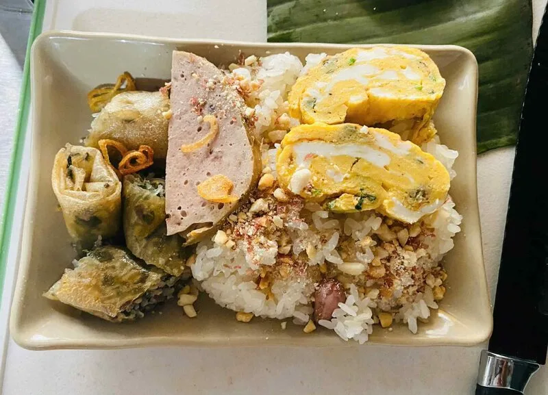 Tiệm nhà gấu - Xôi mặn - 423 Lê Viết Thuật