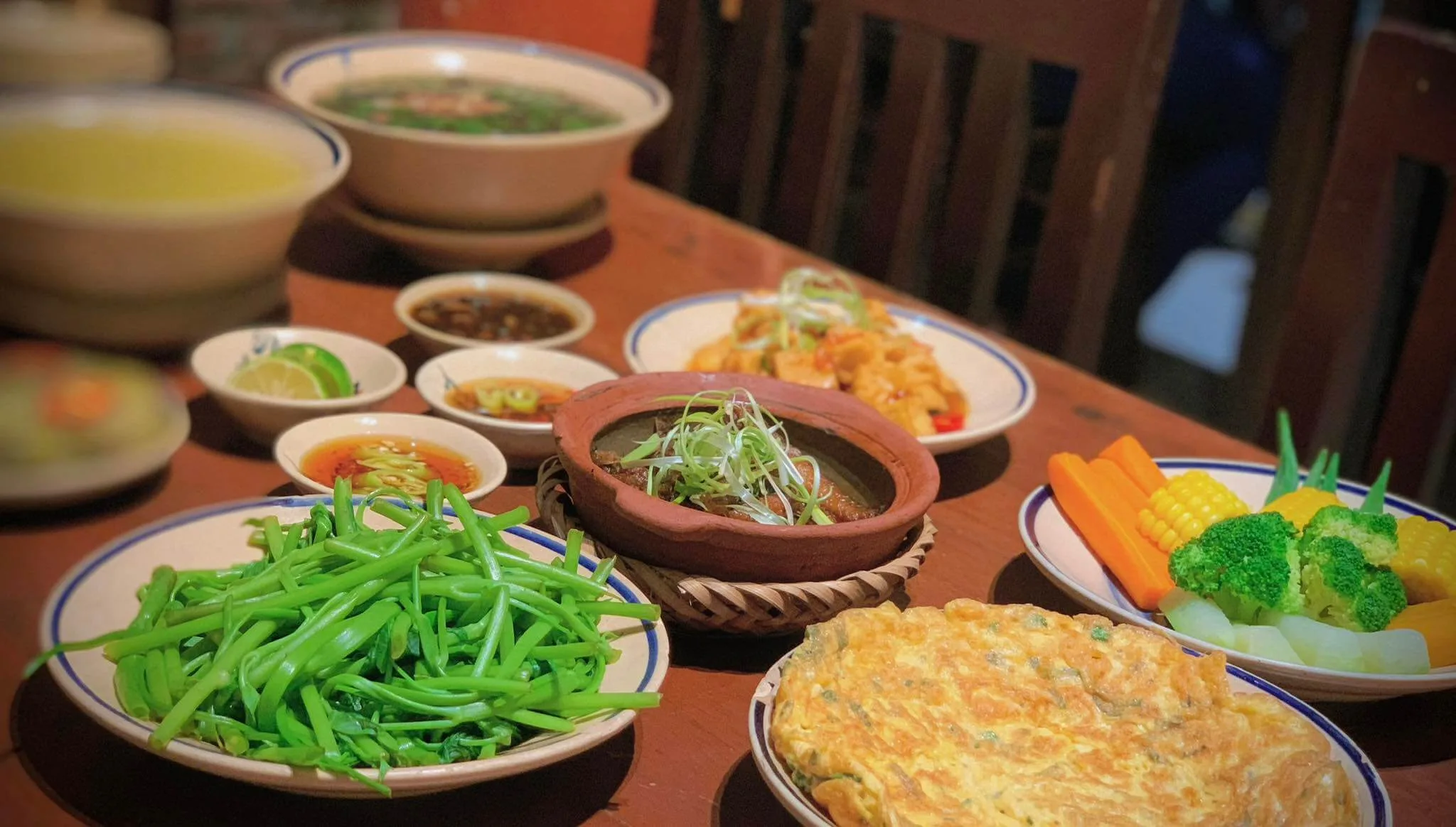 Cơm niêu Ông Trần - 43 Nguyễn Xí