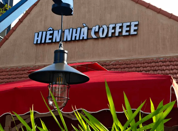 Hiên Nhà Coffee - Số 9 Lê Bá Tùng