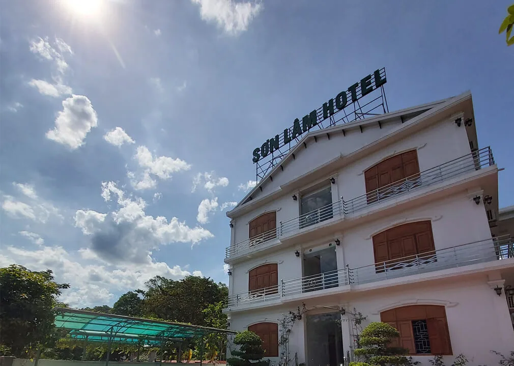 Khách sạn Sơn Lâm - Thái Hòa