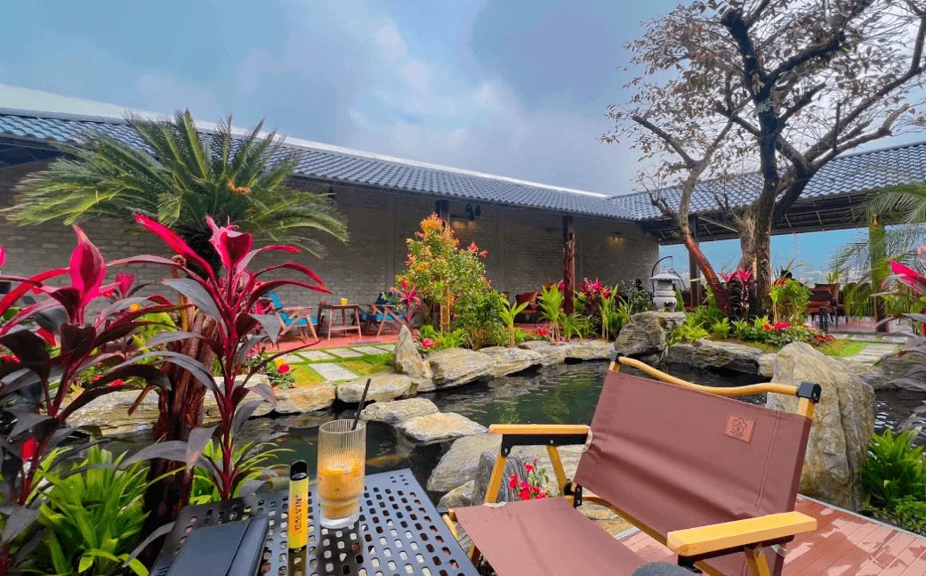 Koi Garden 1989 - Thái Hòa (Long Sơn cũ)