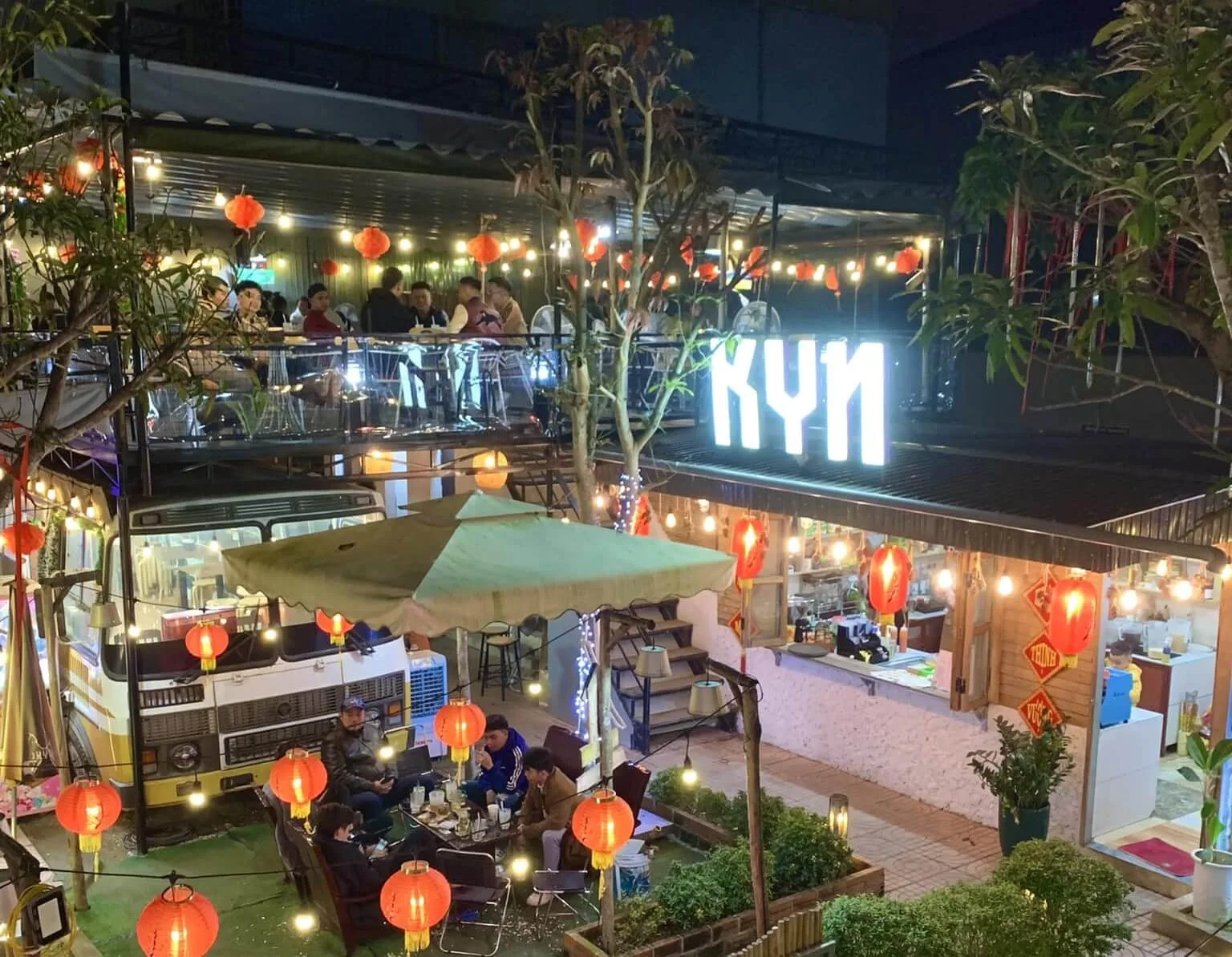 KYN Coffee & Tea - 22/6 Trần Đình Phong (Yên Thành)