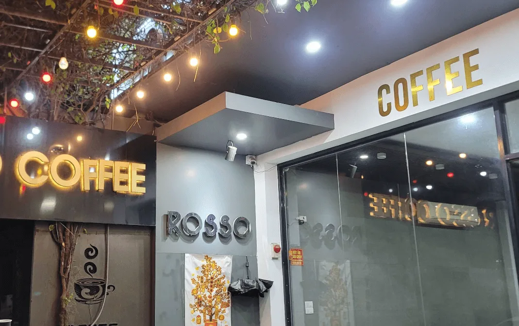 Rosso Coffee - 17 Lê Mao