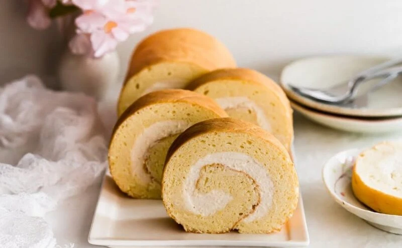 Top 8 quán bánh bông lan cuộn ở Vinh ngon, mềm mịn nhất 