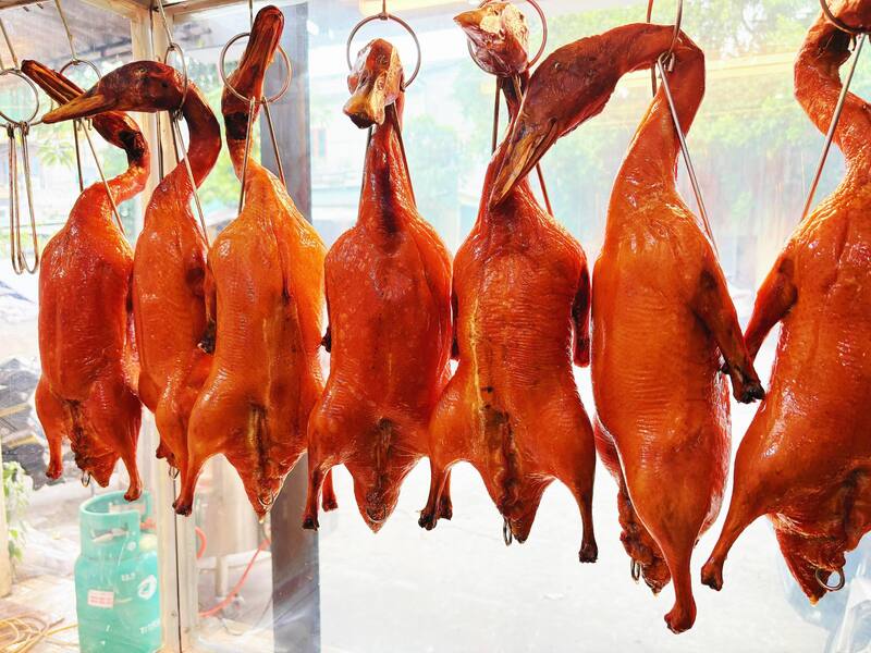 Top 10+ quán vịt ngon ở Vinh: Từ vịt quay, xáo măng đến tiết canh