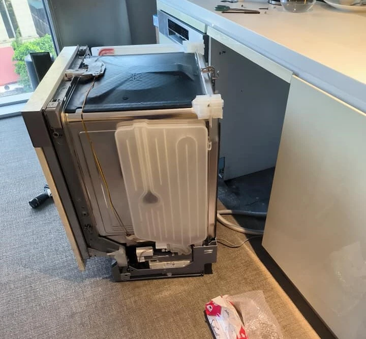 Top 4 đơn vị sửa máy rửa bát tại Vinh, thợ chuyên hãng cao cấp