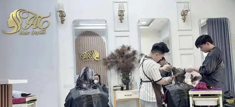 Top 5 tiệm cắt tóc nữ đẹp ở Vinh Nghệ An, chuẩn trend, giá tốt