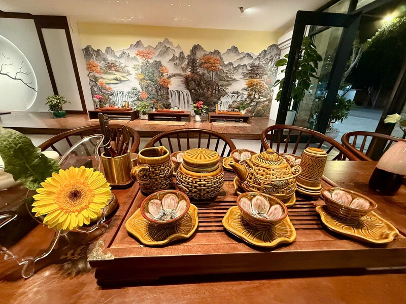 Top 3 phòng trà ở Vinh: Từ nhạc sống Bolero đến trà đạo tĩnh lặng