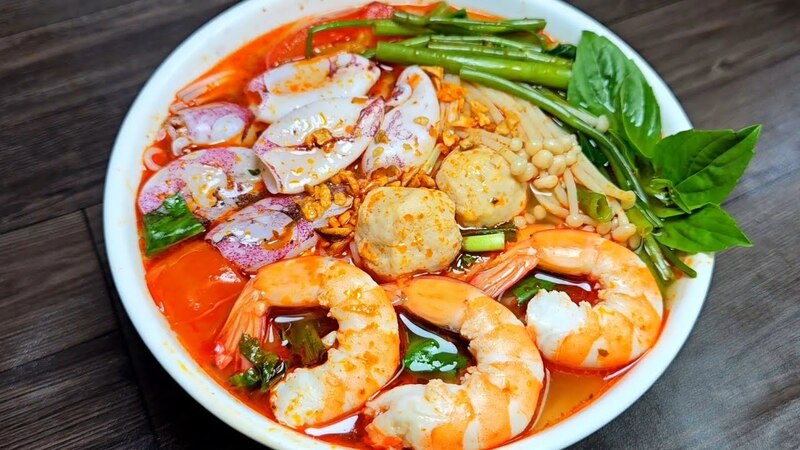 Top 6 quán bún hải sản Vinh thơm ngon đậm đà chuẩn vị