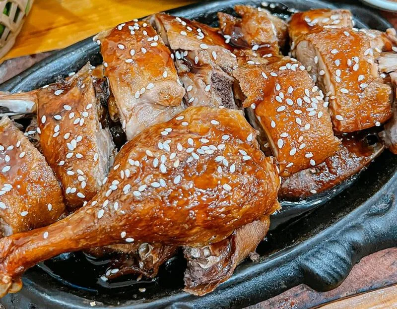 Top 5 quán vịt quay ở Vinh: Da giòn, thịt mềm, đậm đà xứ Nghệ 